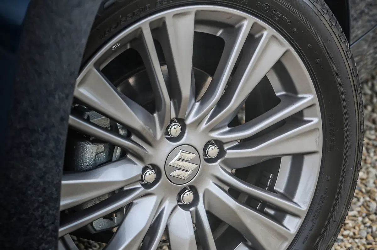 Suzuki Baleno S [Video prime impressioni] (19)