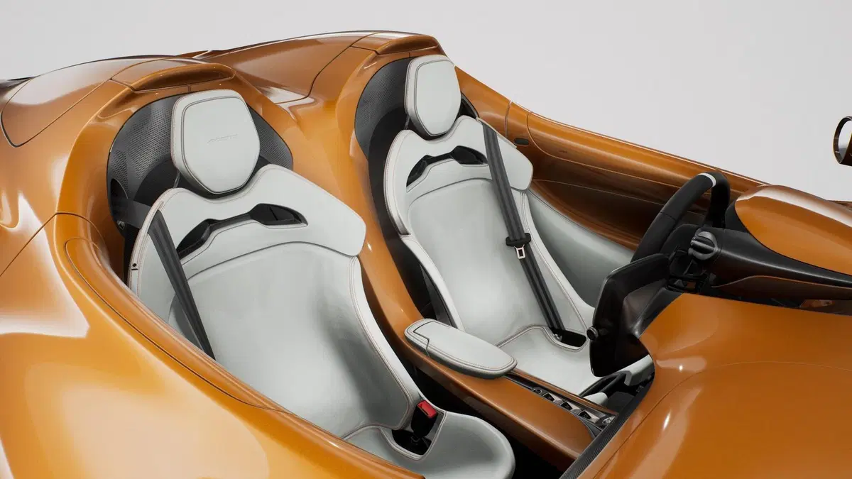 Mclaren Elva M1A e M6A: grafiche celebrative by MSO (9)