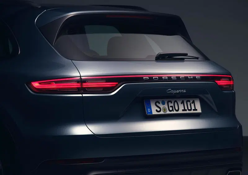 Porsche Cayenne (2017-->>) (36)