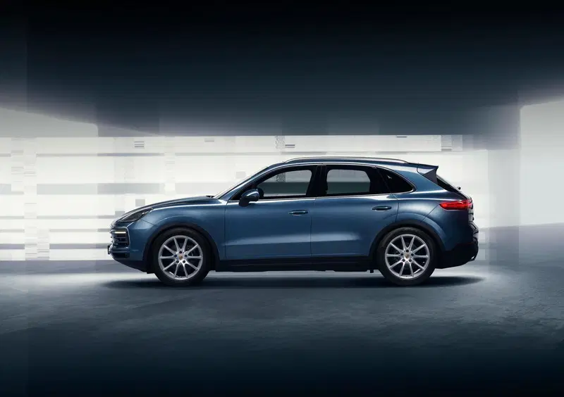 Porsche Cayenne (2017-->>) (16)