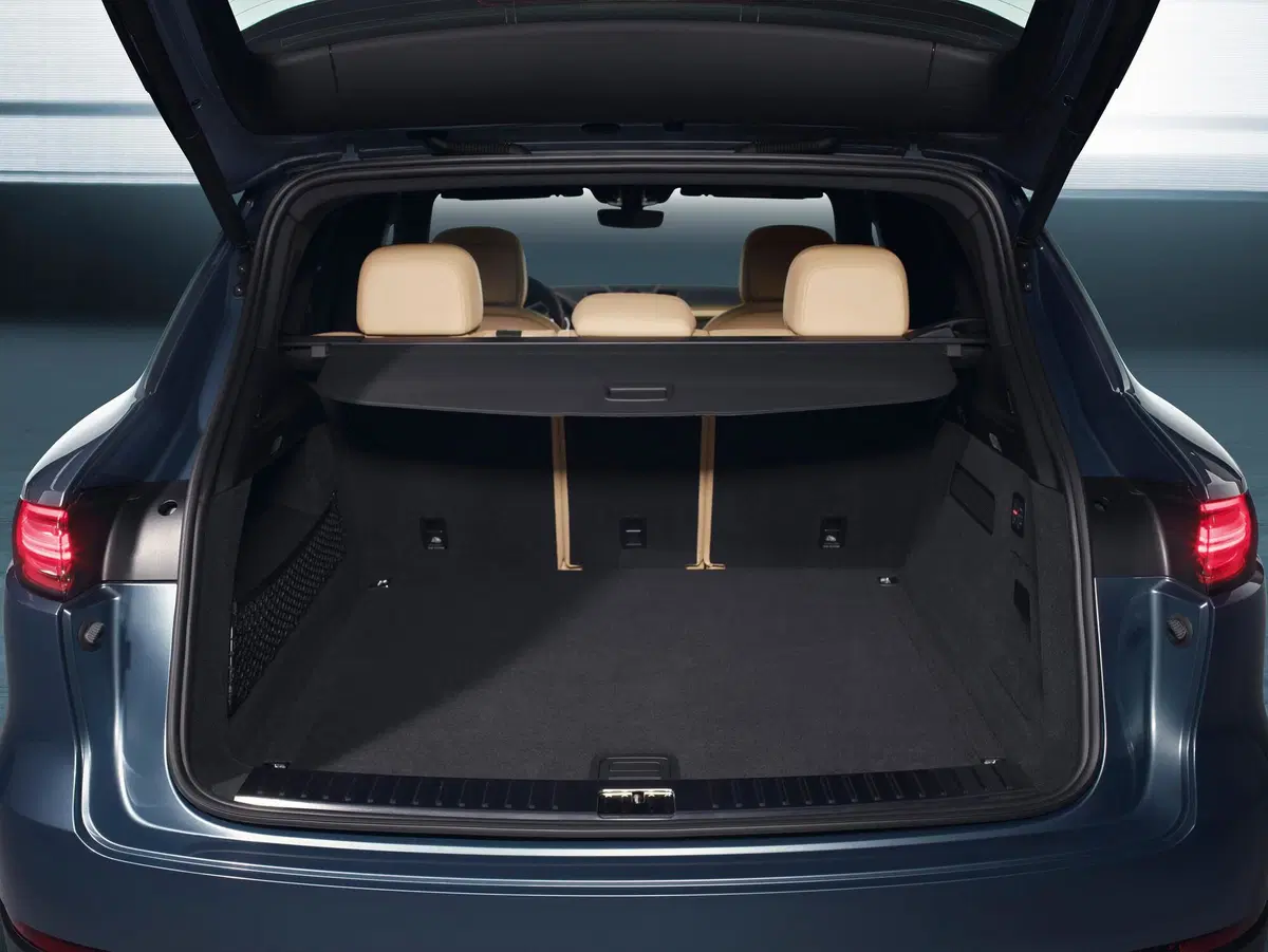 Porsche Cayenne (2017-->>) (28)