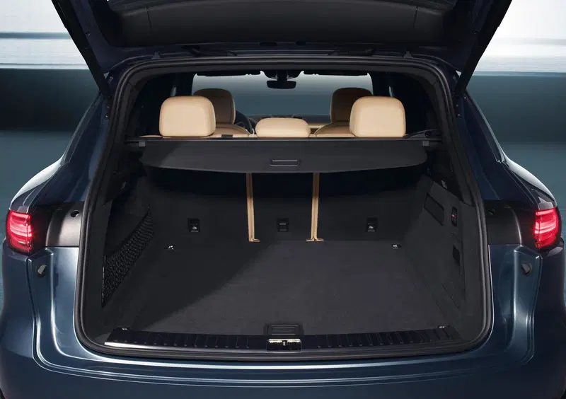Porsche Cayenne (2017-->>) (28)