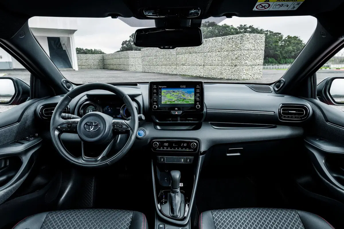 La nuova Toyota Yaris è veramente… nuova? (27)