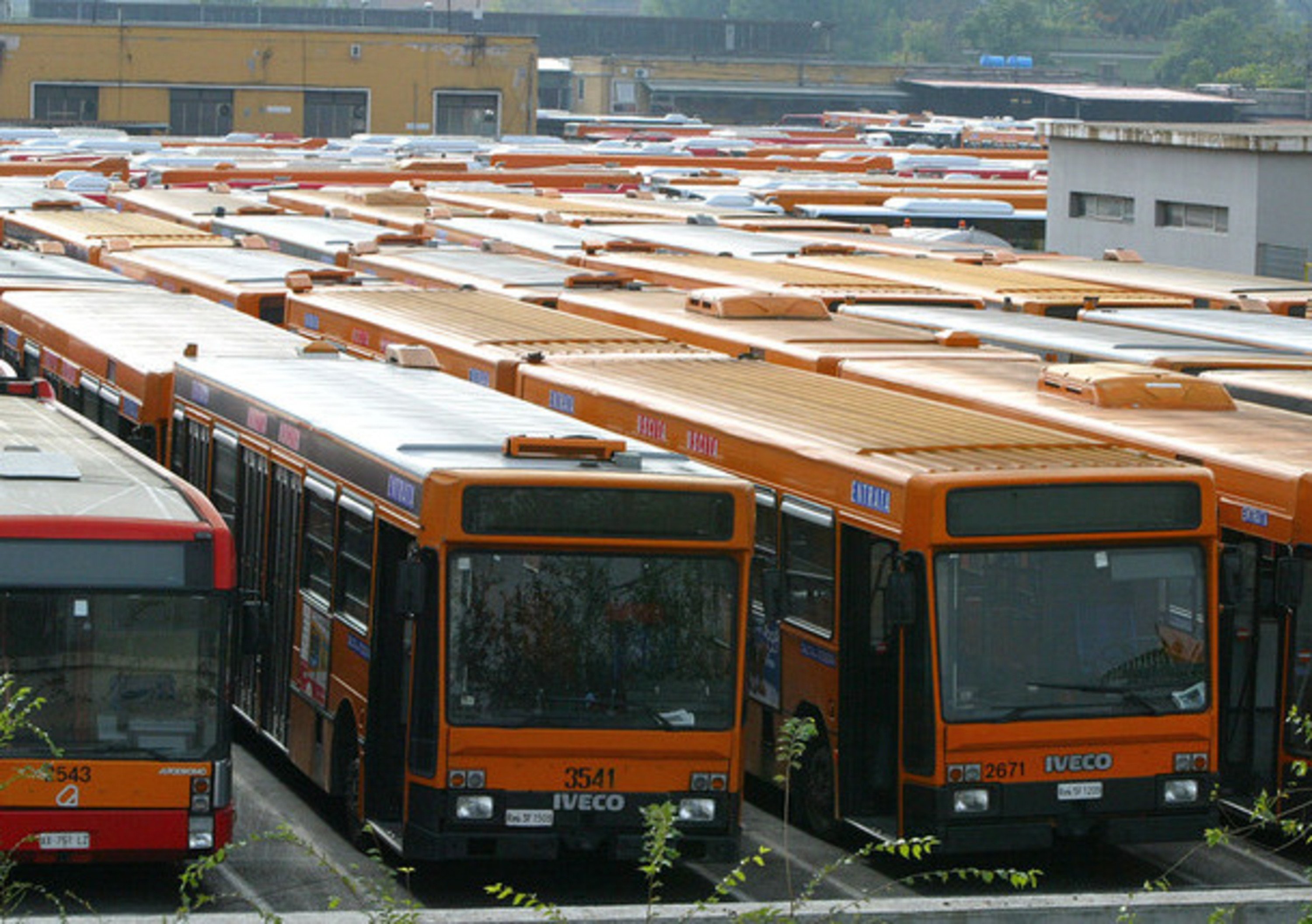 Mit: 398 milioni di euro per il parco autobus