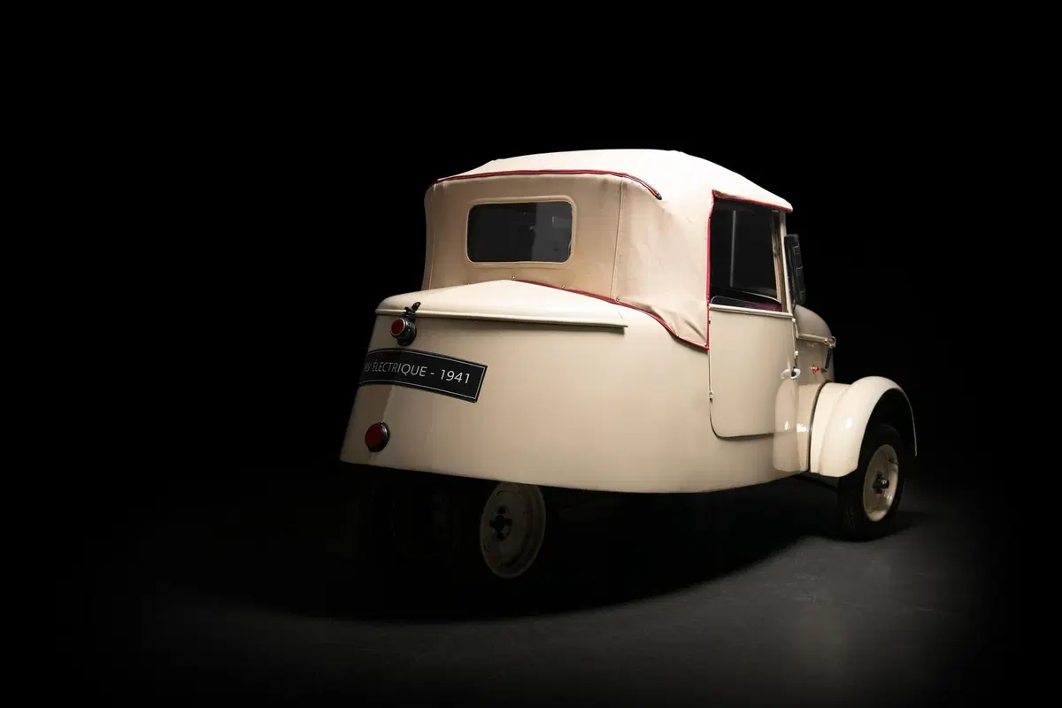 Peugeot VLV, la bis nonna della e-208 nacque nel 1941 (2)
