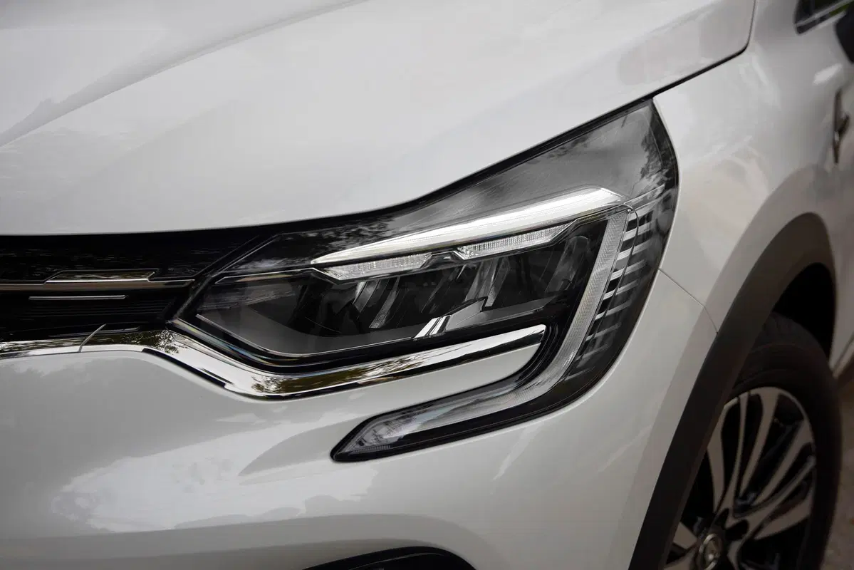 Renault Captur 1.0 eco-g Techno 100cv (72)