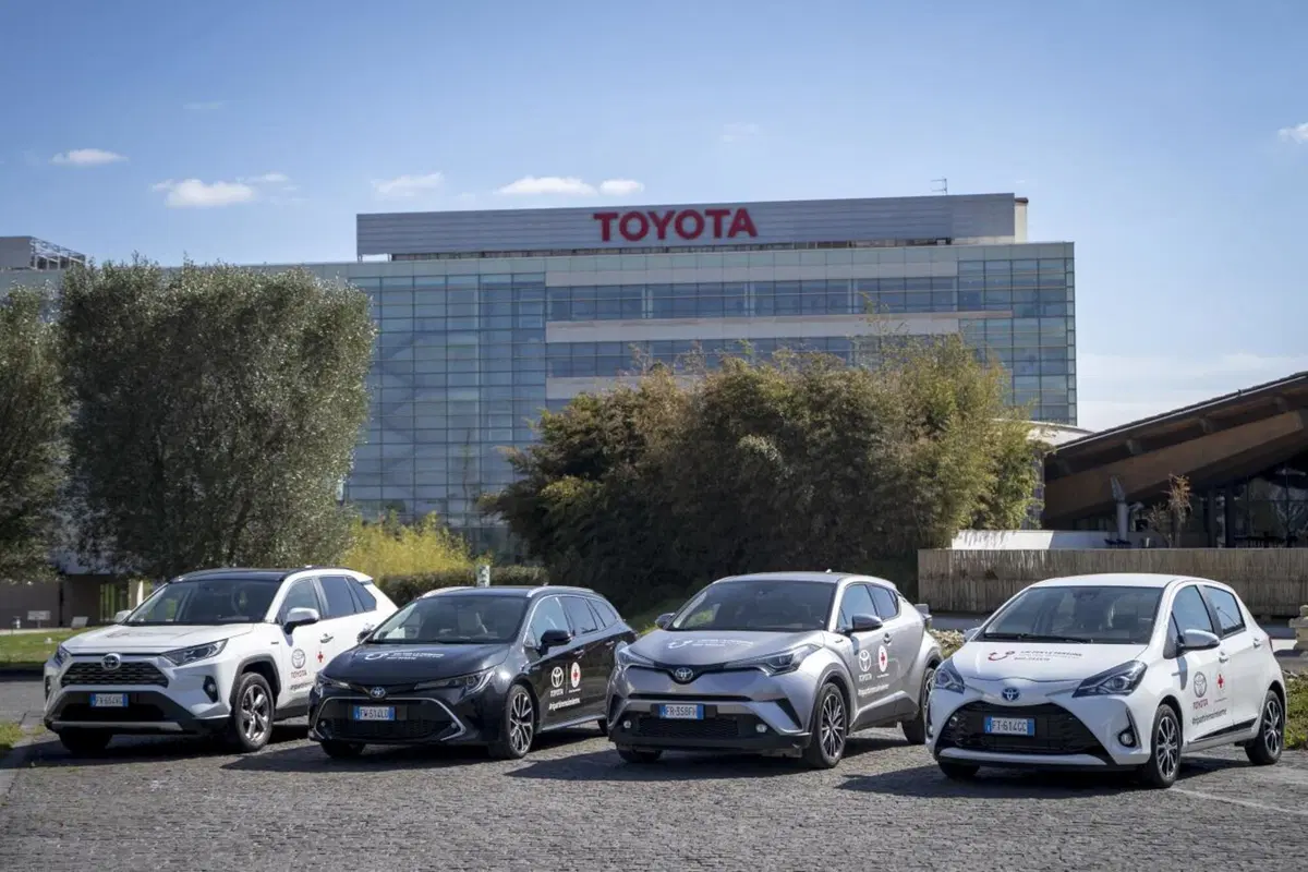 Toyota Italia: a disposizione una flotta per la Croce Rossa Italiana (6)