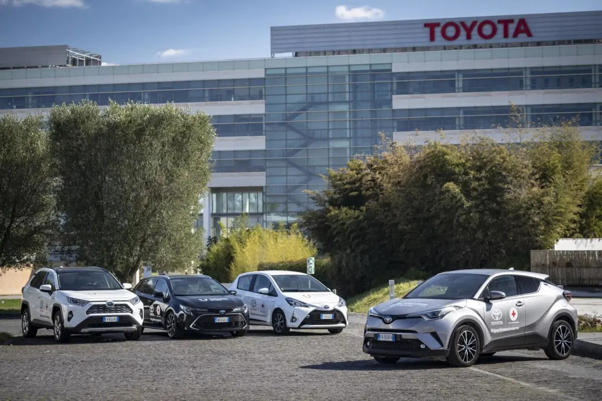 Toyota Italia: a disposizione una flotta per la Croce Rossa Italiana (8)