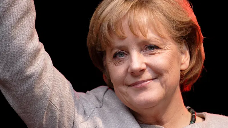 Germania, il cancelliere Merkel e le case al lavoro sulla riapertura dell'automotive