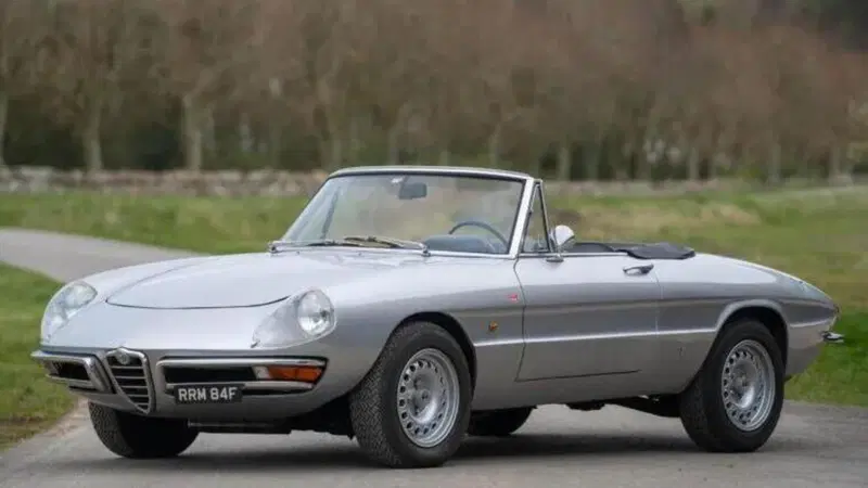 Alfa Romeo Spider usate a caro prezzo: quanto vale un Duetto prima serie? La video recensione di Metcalfe "porta" il suo oltre i 55K euro