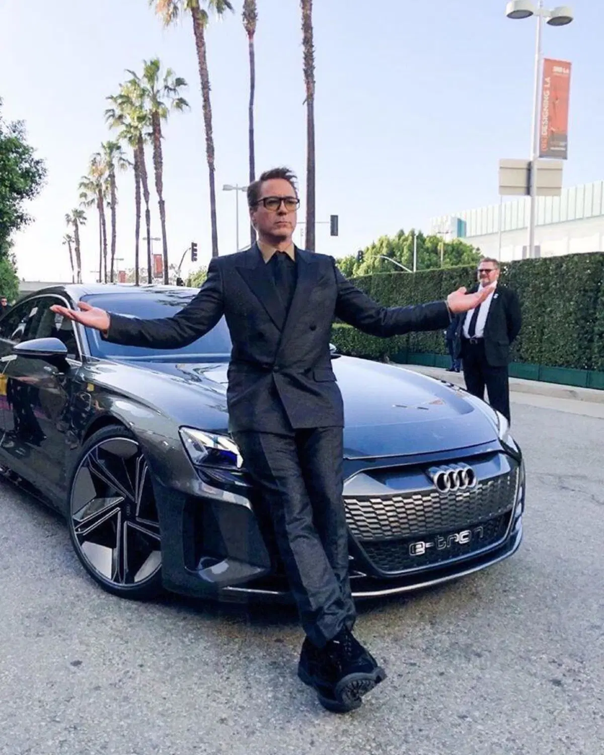 California USA, Il dramma dei senzatetto anche a L.A.: per le strade della città americana non solo ZEV autonomi, star di Hollywood e auto da sogno [foto gallery] (9)