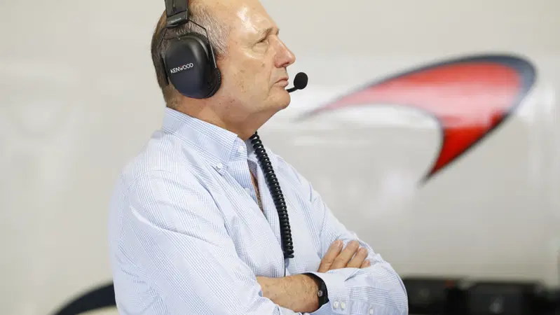Ron Dennis dona un milione di sterline per l'emergenza COVID-19