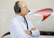 Ron Dennis dona un milione di sterline per l'emergenza COVID-19