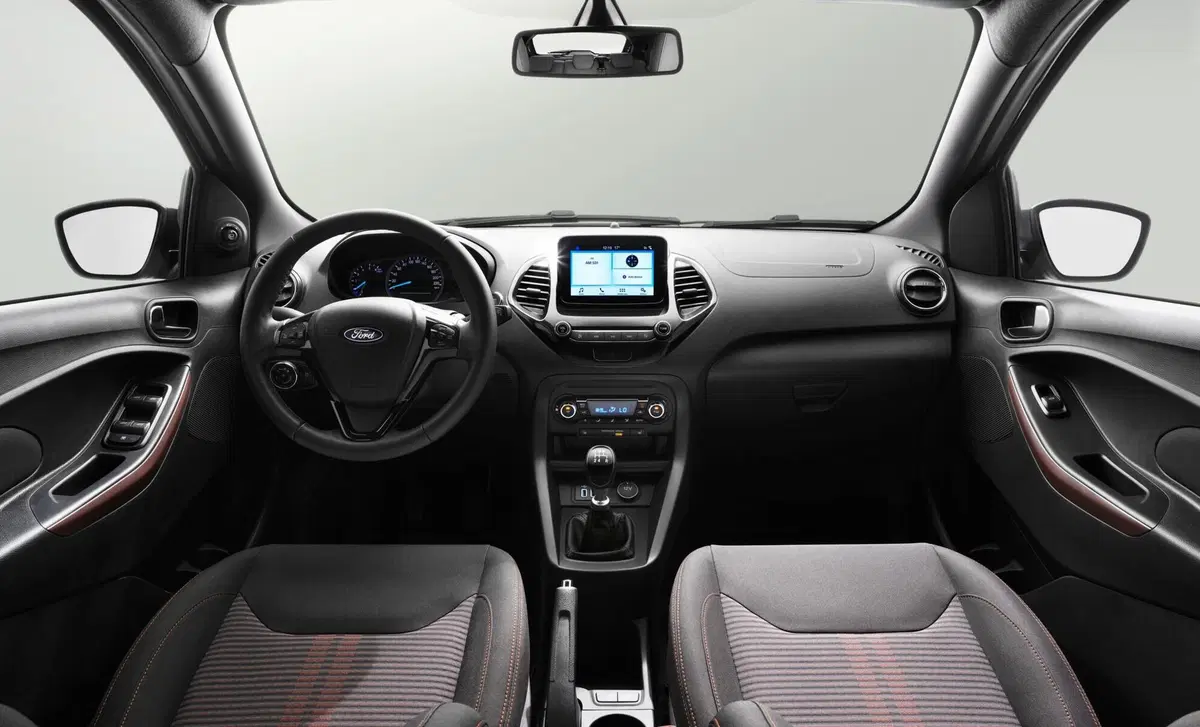 Ford Ka+ 1.2 Ti-VCT 85CV Black & White - Black (16)