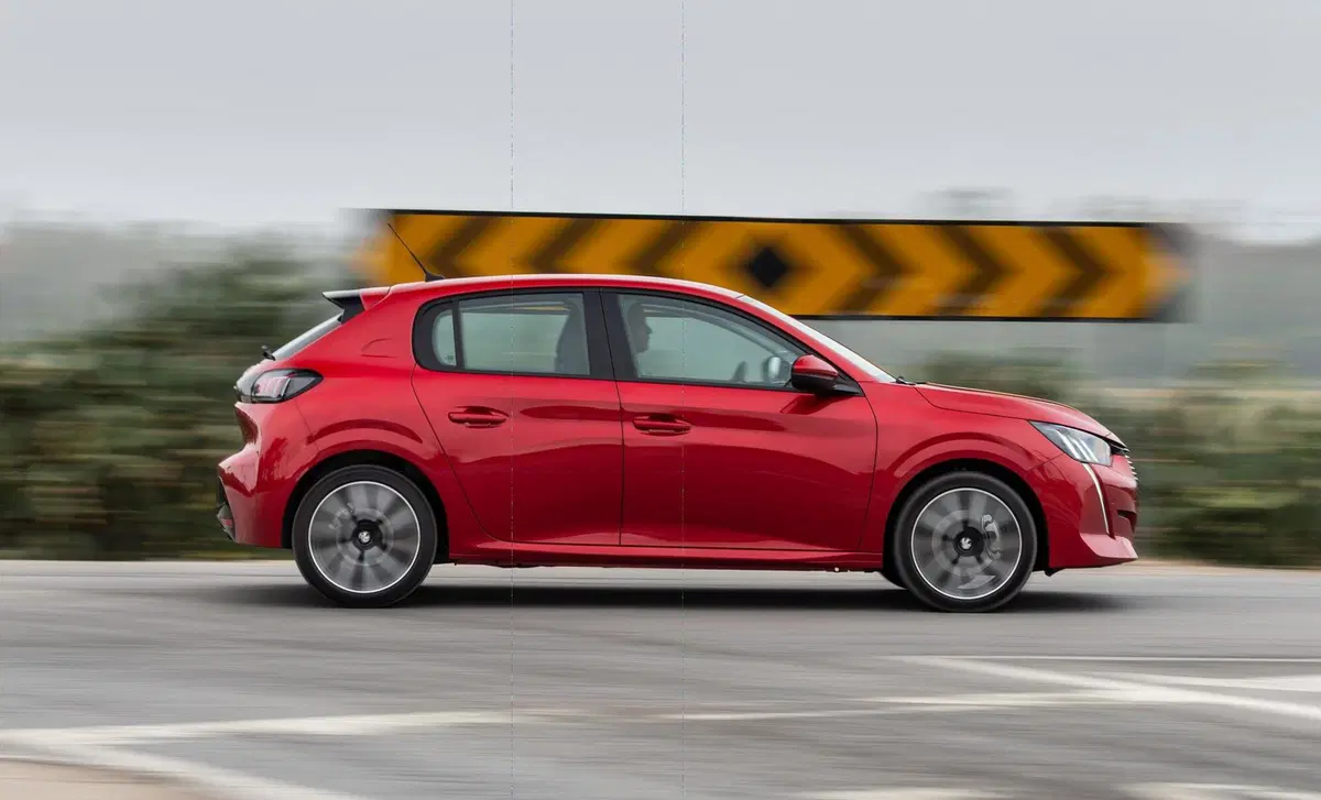 Peugeot 208 HDi 68 CV 5 porte Active (10)