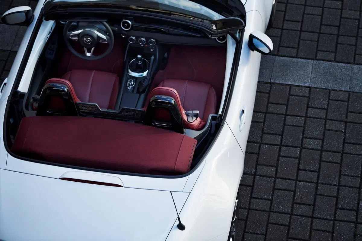 Mazda 100 anni: special edition su tutta la gamma (2)