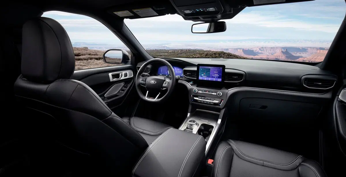 Ford Explorer (2020-23) (18)