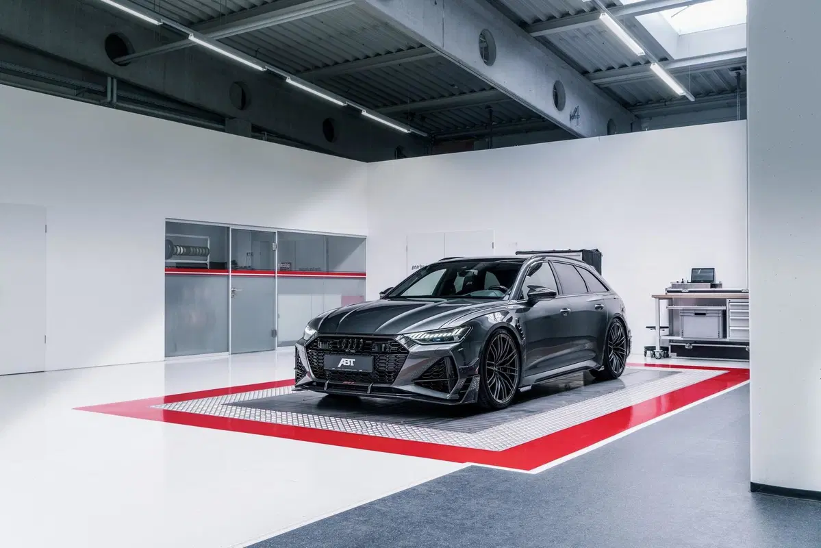 Audi RS6-R ABT: station wagon "fuori di testa" da 740 CV