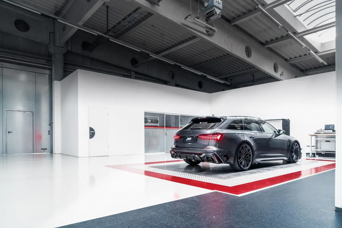 Audi RS6-R ABT: station wagon "fuori di testa" da 740 CV (2)