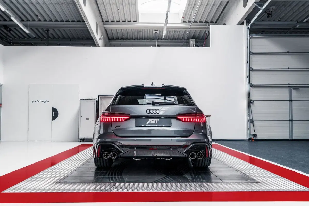 Audi RS6-R ABT: station wagon "fuori di testa" da 740 CV (9)