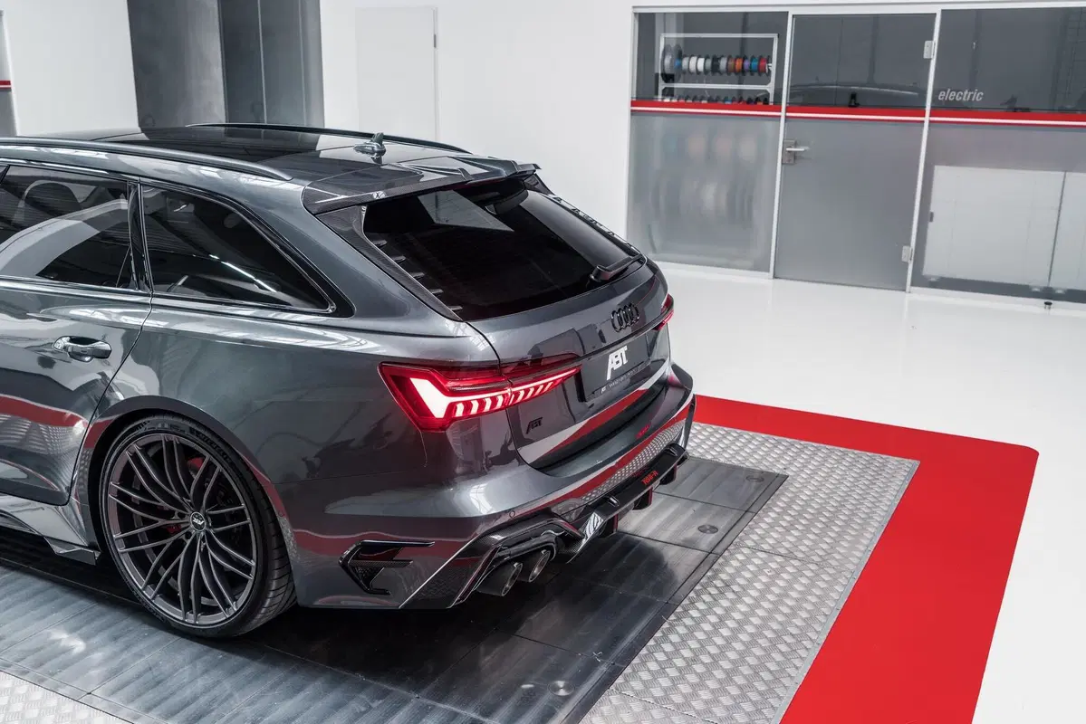Audi RS6-R ABT: station wagon "fuori di testa" da 740 CV (5)