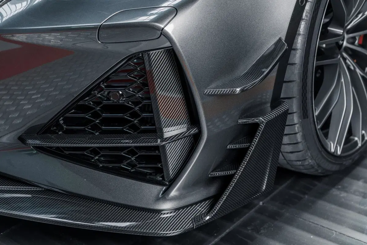 Audi RS6-R ABT: station wagon "fuori di testa" da 740 CV (3)