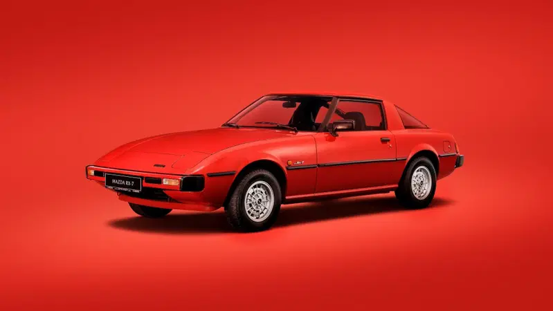 La prima Mazda RX-7
