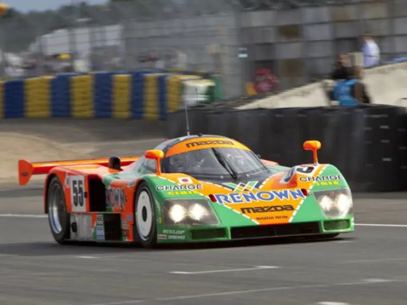 La mitica Mazda 787b in azione