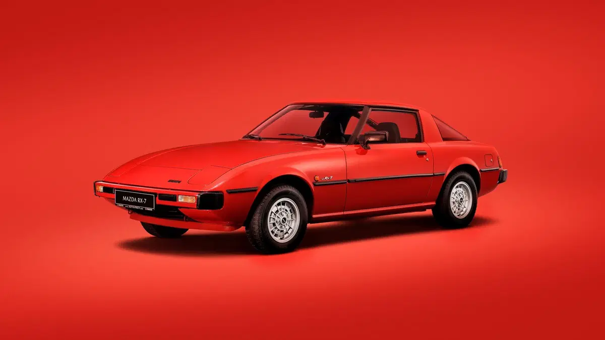 Il leggendario Wankel Mazda: dalla prima RX-7 (1978) alla RX-8, con il successo della 787B (2)