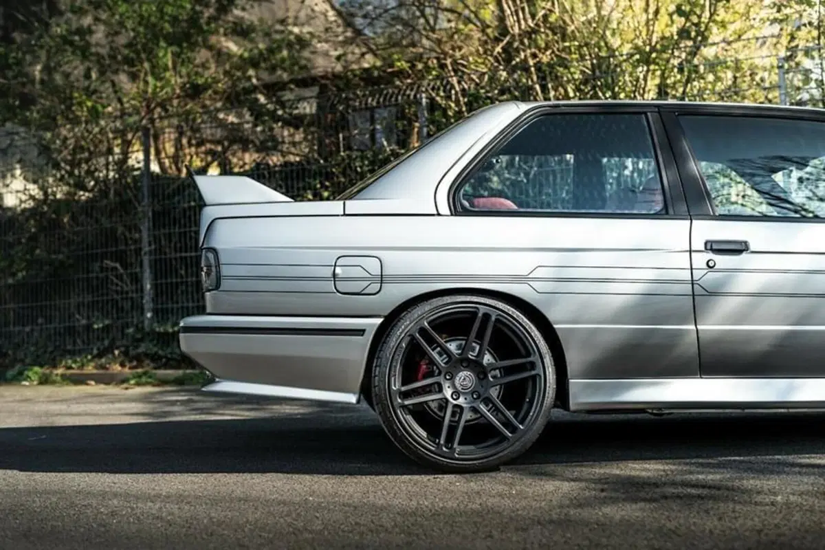 Fotonica: BMW BMW E30 ALPINA B6S MANHART TURBO del 1988 in vendita (15)