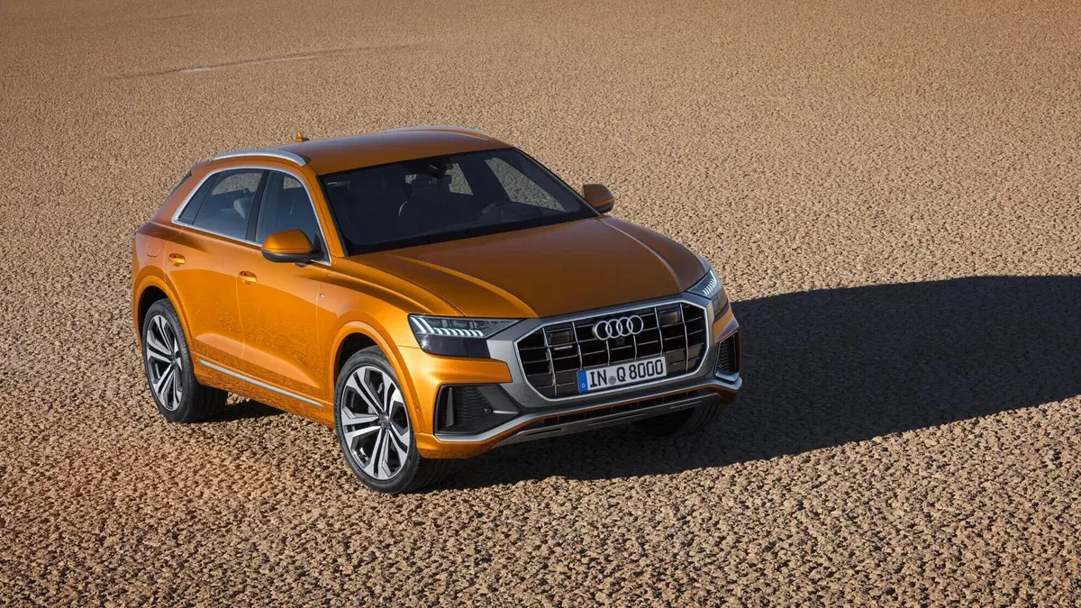 Audi Q8 3.0 tdi mhev S line edition quattro 231cv tiptronic (9)