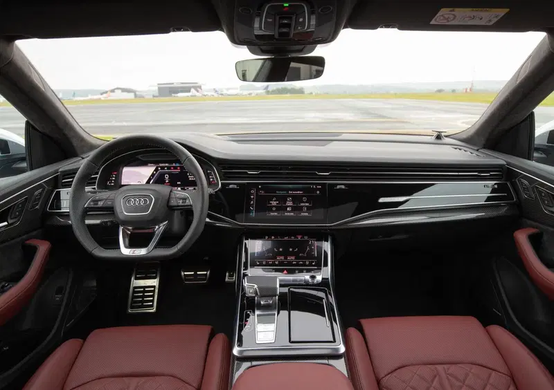 Audi Q8 (2018-->>) (21)