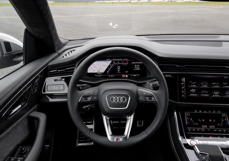 Audi Q8 (2018-->>) (19)