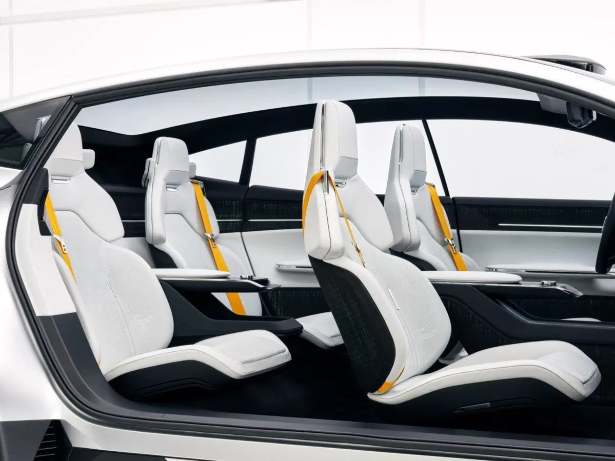Polestar Precept: da concept a realtà [BEV a tutto google] (4)