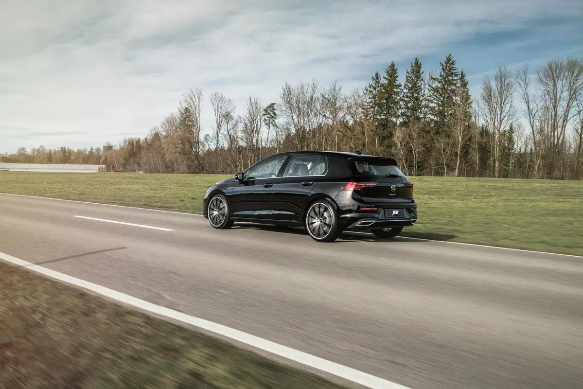 Volkswagen Golf VIII, arrivano i cerchi da 20' firmati ABT (2)