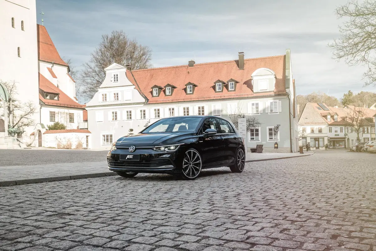 Volkswagen Golf VIII, arrivano i cerchi da 20' firmati ABT (3)
