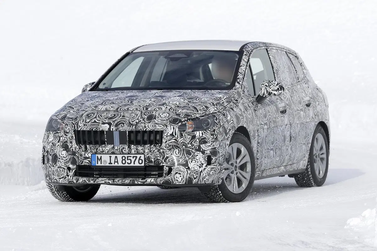 BMW Serie 2 Active Tourer: verso la nuova generazione [Foto spia] (2)