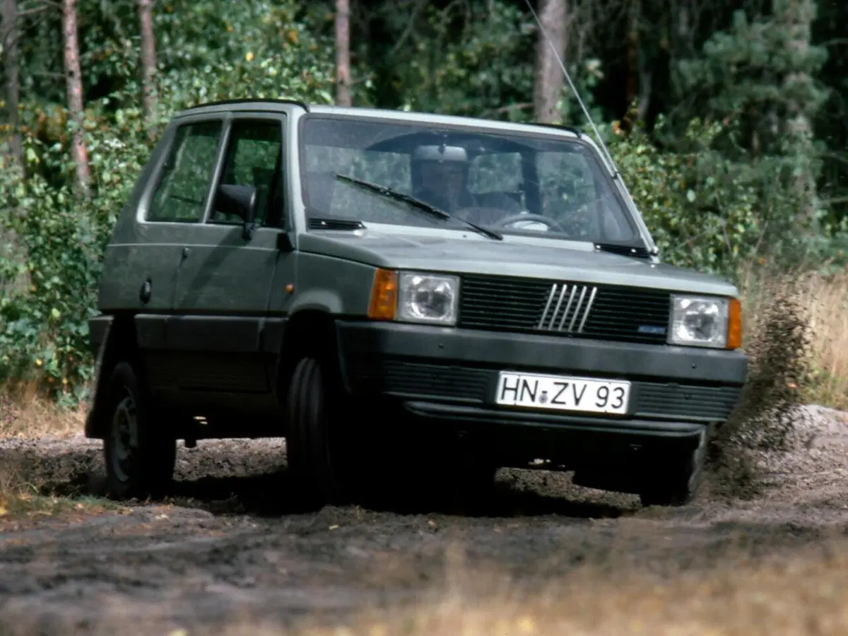  Perché la PANDA è l'auto più GENIALE della STORIA?  [Video] (5)