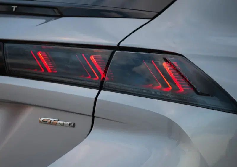 Peugeot 508 SW (2018-25) (34)
