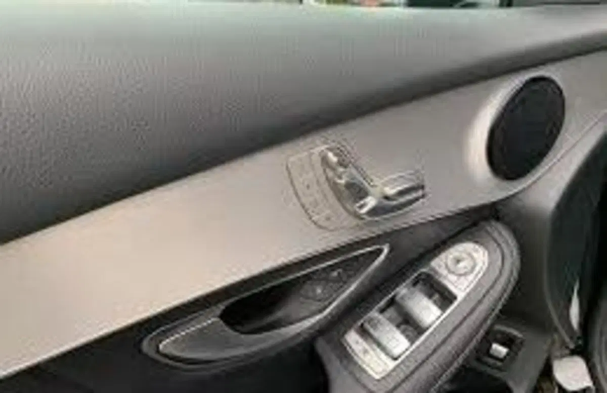 Mercedes-Benz GLC Coupé 200 d 4Matic Coupé Premium Plus (34)
