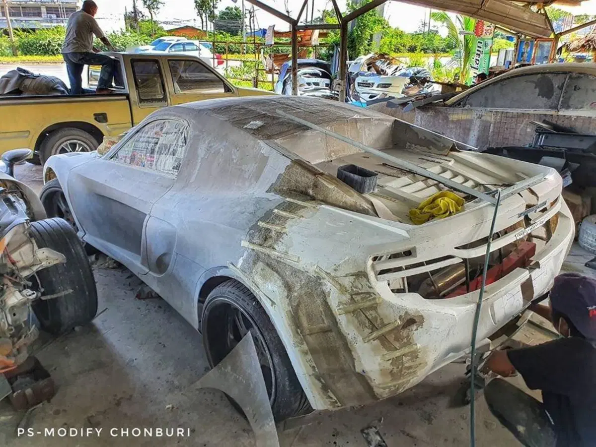 “Quando riapre tutto mi faccio una lambo su misura” Mica così difficile: un tuner tailandese trasforma sportive normali in 'Supercar' con 20mila euro (9)