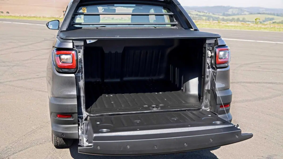 Nuovo Fiat Strada: il pick up che ci dice qualcosa di più sui futuri modelli  (7)