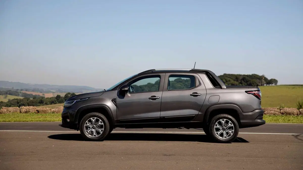 Nuovo Fiat Strada: il pick up che ci dice qualcosa di più sui futuri modelli  (3)