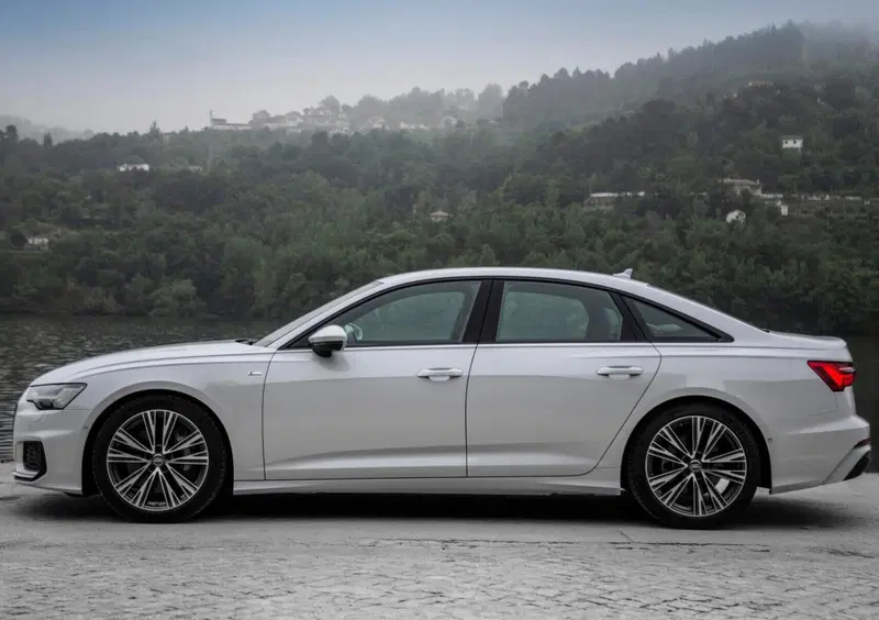Audi A6 (2018-25) (2)