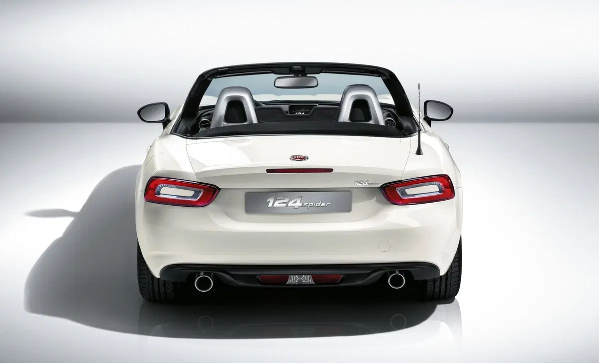 Fiat 124 spider 124 spider 1.4 MultiAir Lusso (5)