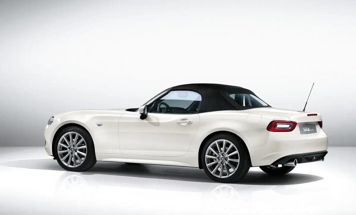 Fiat 124 spider 124 spider 1.4 MultiAir Lusso (9)