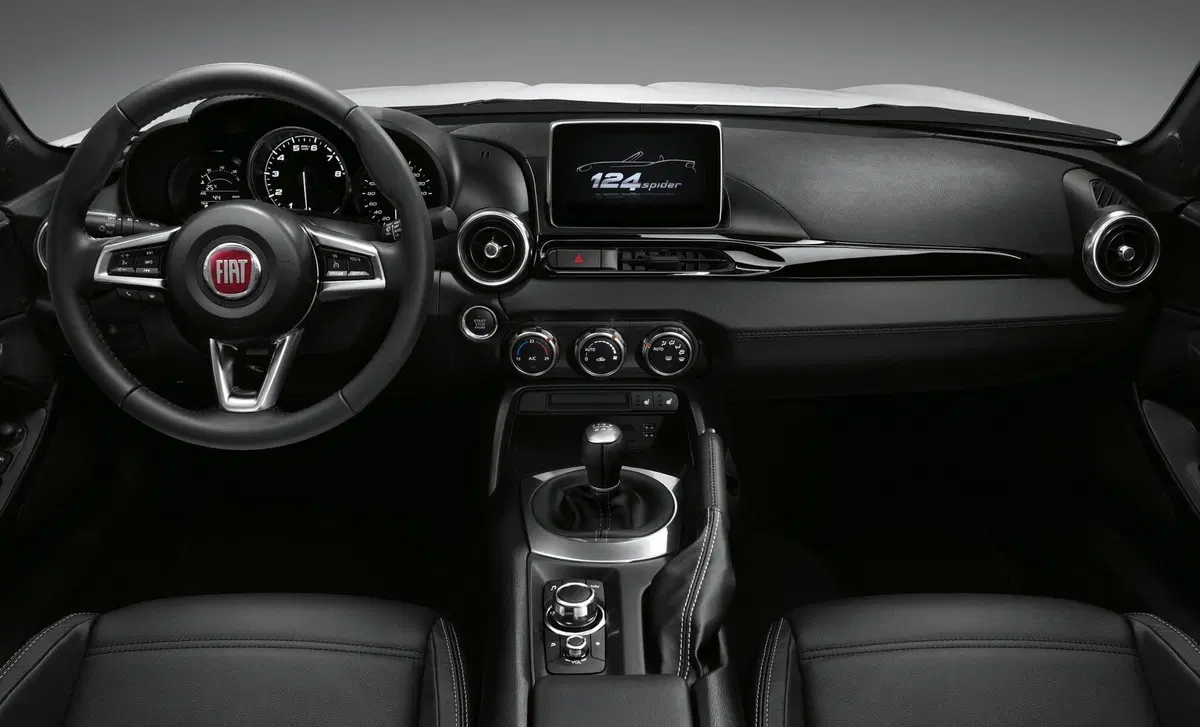 Fiat 124 spider 124 spider 1.4 MultiAir Lusso (10)