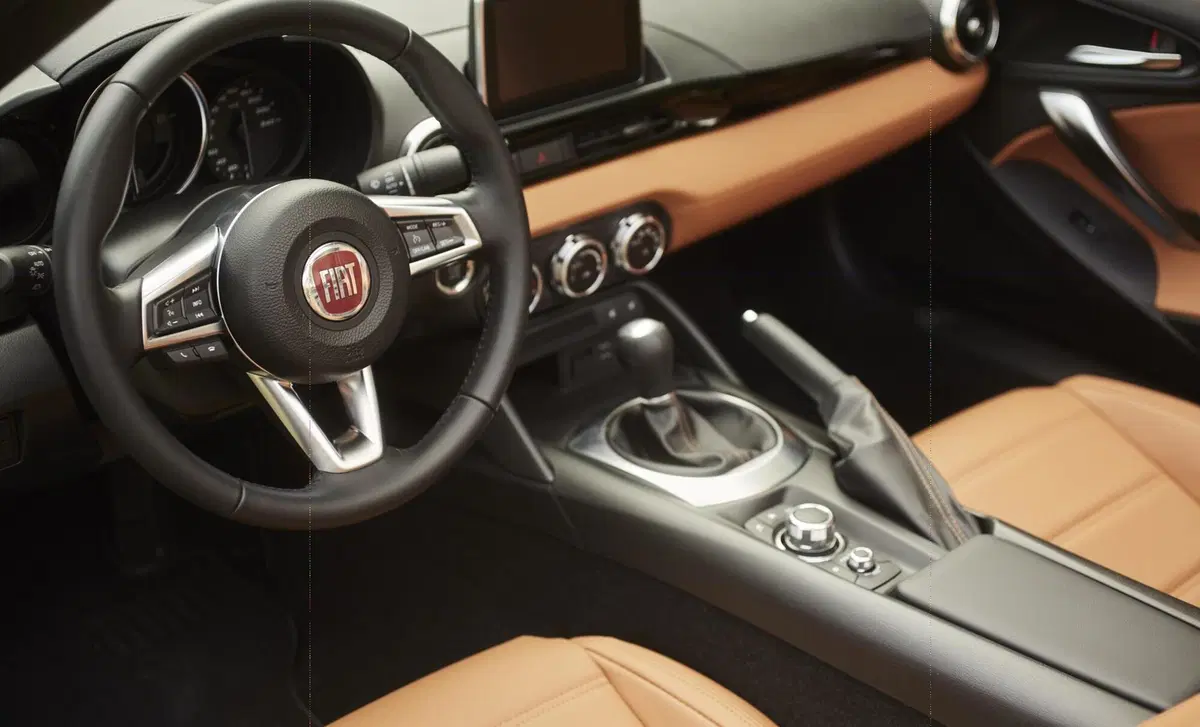 Fiat 124 spider 124 spider 1.4 MultiAir Lusso (12)