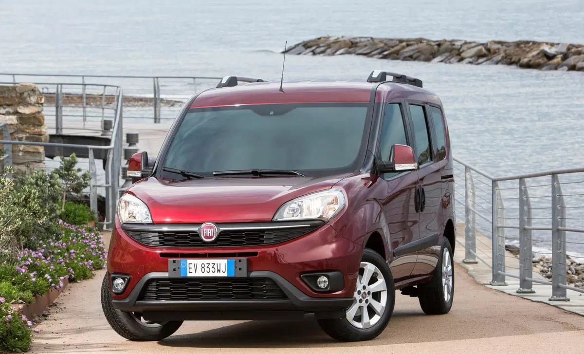 Fiat Doblò (2009-->>) (3)