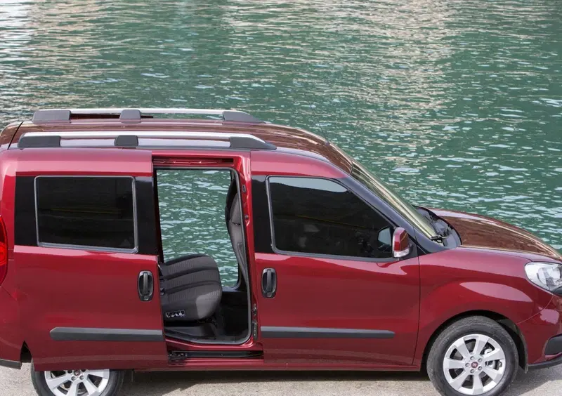 Fiat Doblò (2009-->>) (10)
